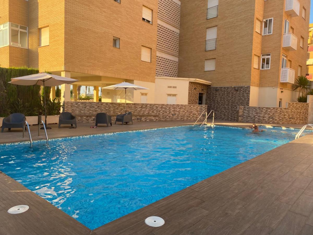 Apartamento A 100 Metros De La Playa Con Grande Terraza Y Vistas Al Mar Daimús Exterior foto