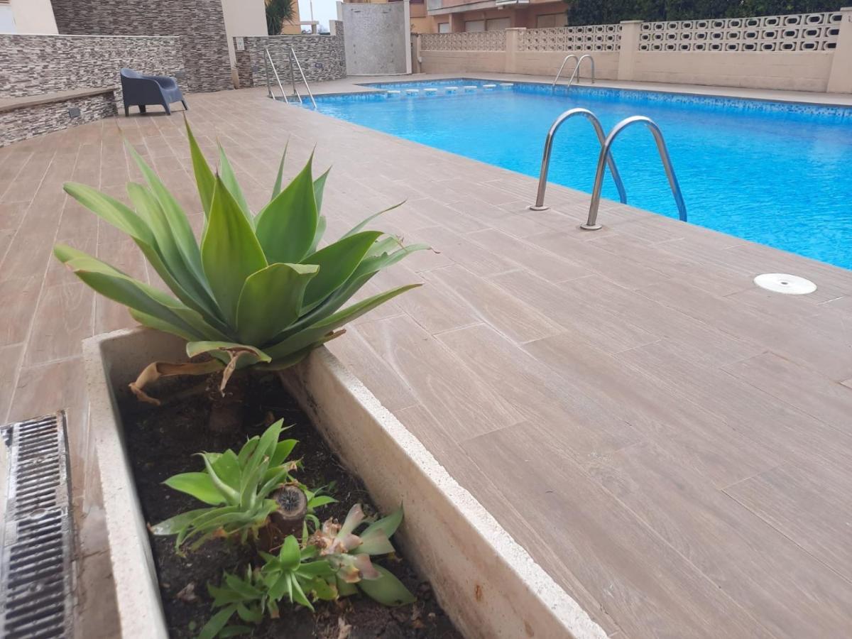 Apartamento A 100 Metros De La Playa Con Grande Terraza Y Vistas Al Mar Daimús Exterior foto